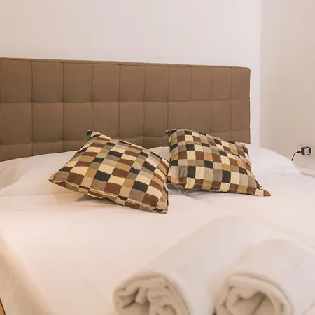 Alagona Apartment Apartament Syrakuzy