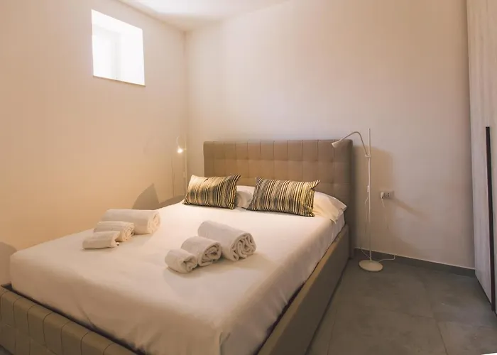 Alagona Apartment * Syrakuzy